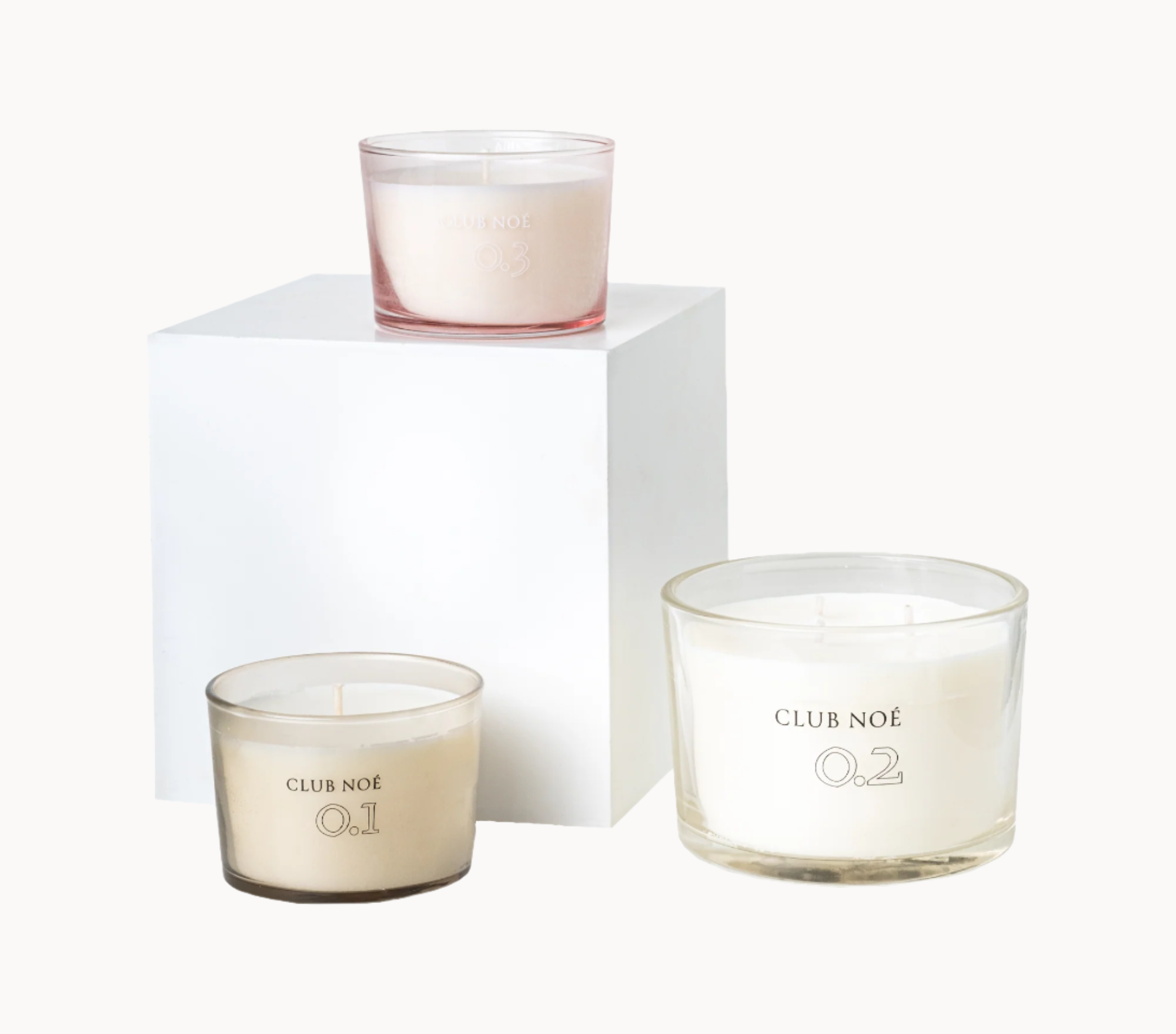 All Collections Candles Set bestehend aus den Duftkerzen 0.1, 0.2 und 0.3 in durchsichtigem Glas, von Club Noe