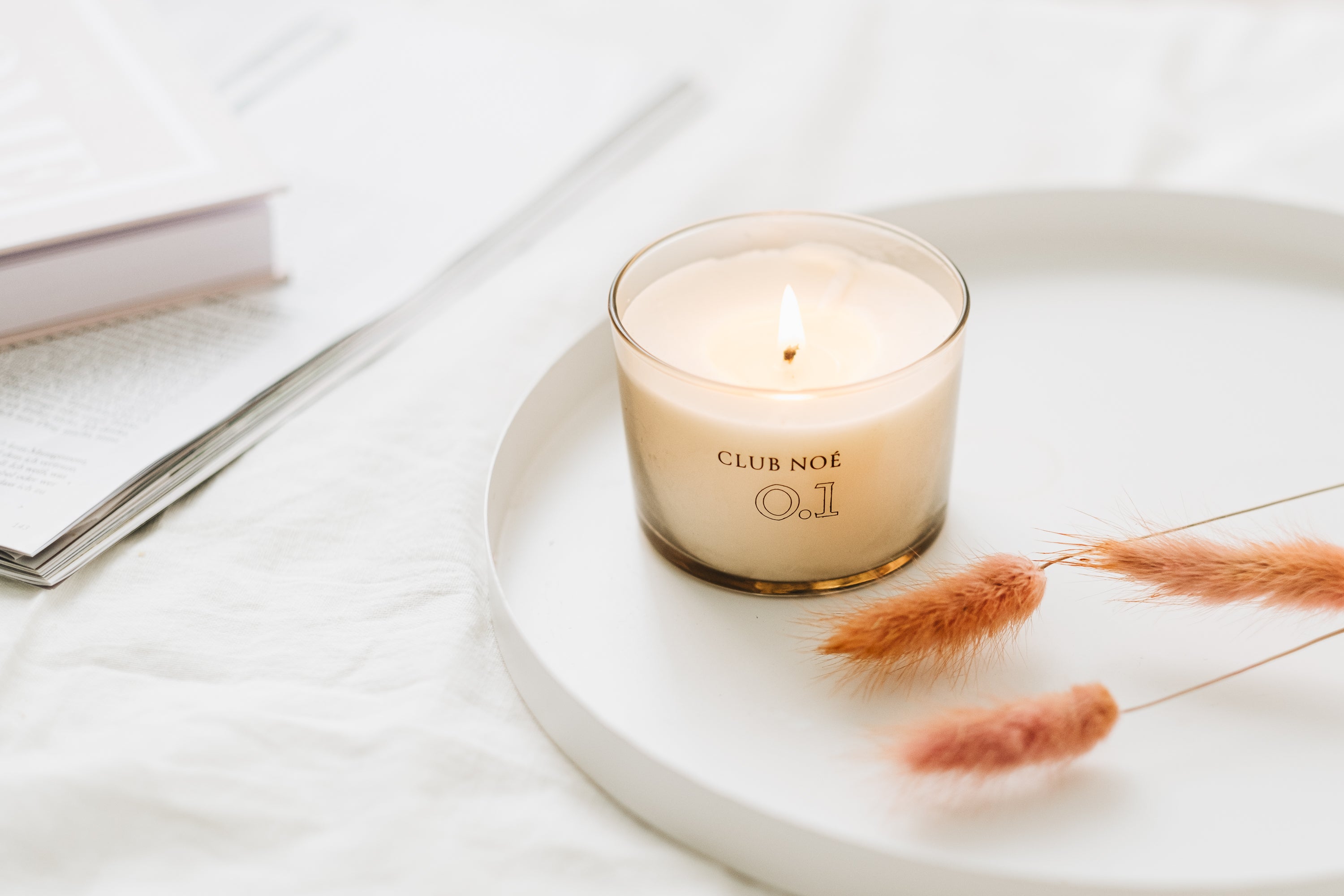All Collections Candles Set bestehend aus den Duftkerzen 0.1, 0.2 und 0.3 in durchsichtigem Glas, von Club Noe