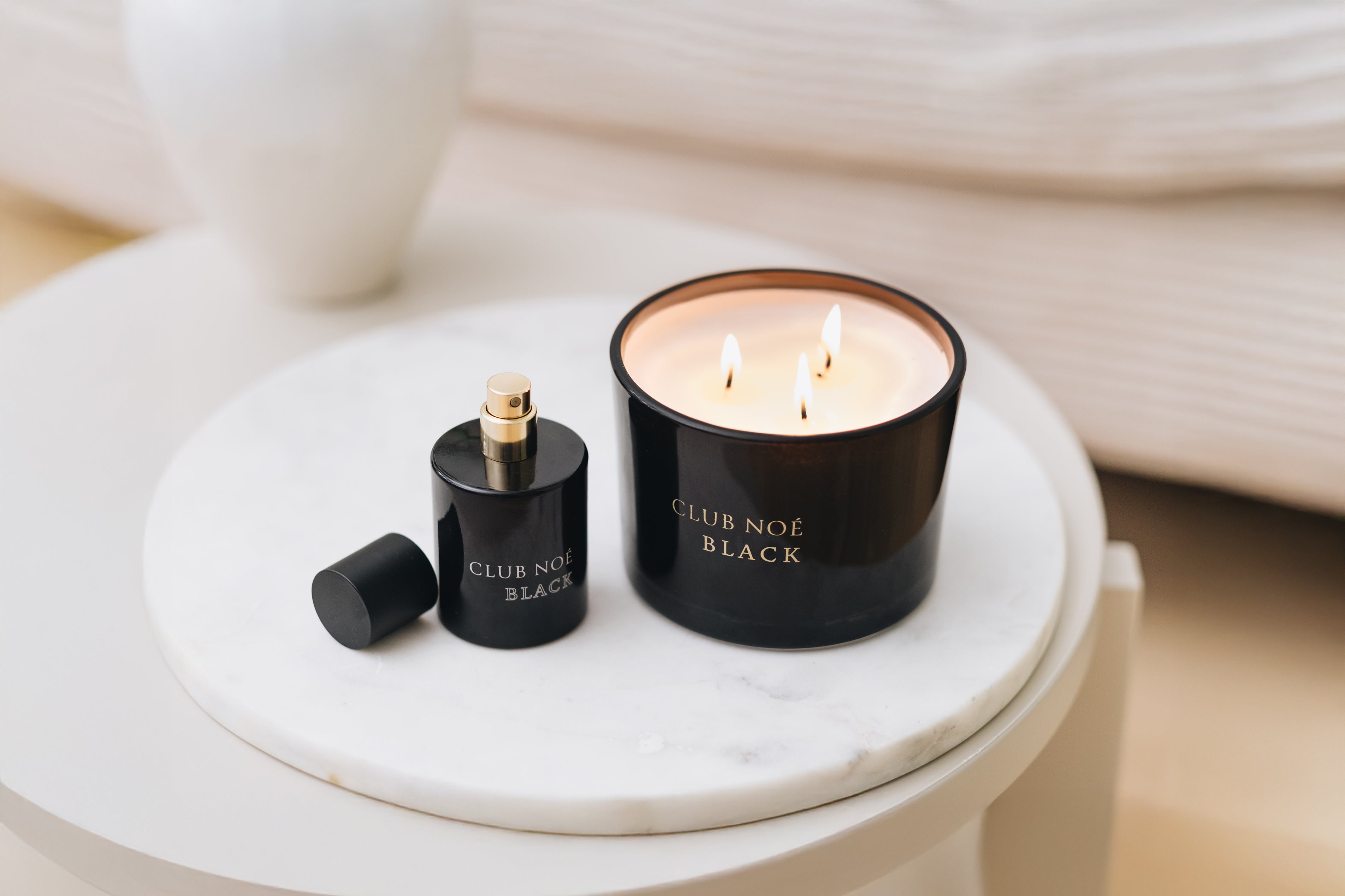 Black Soul Set bestehend aus Parfum und Duftkerze in schwarzem Glas, von Club Noe
