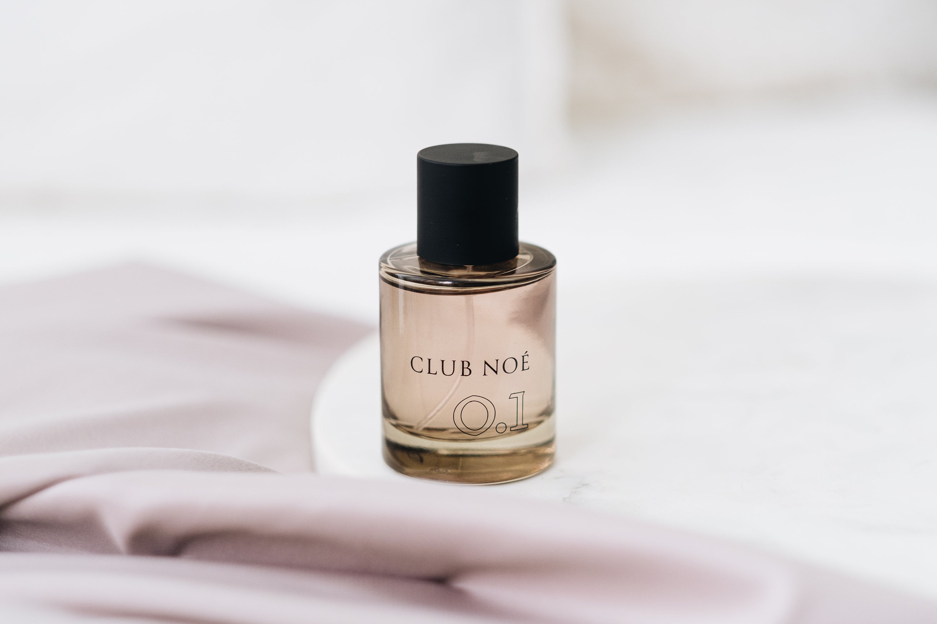 Deep Harmony Set bestehend aus dem 0.1 Parfum und dem Black Parfum, von Club Noe
