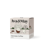 Ava&May Kerzenschachtel Viennese Coffee, 220 Gramm, mit einer Illustration der Stadt Wien und ihrer Sehenswürdigkeiten