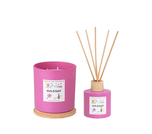 Dominican Republic Home Fragrance Set bestehend aus Duftkerze und Duftstäbchen in pinkem Glas, von AVA & AMAY