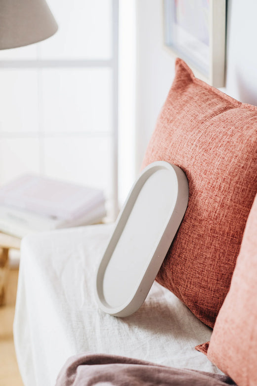 Dekotablett aus Beton, von AVA & MAY