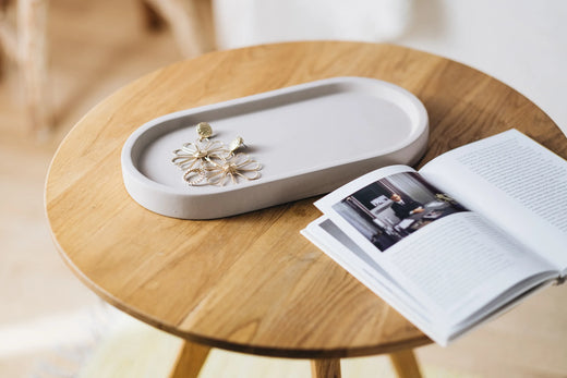 Dekotablett aus Beton, von AVA & MAY