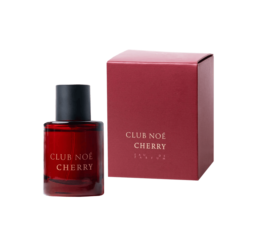 Cherry Eau de Perfum mit dem reichhaltigen Duft von Kirschen im kirschroten Glas, von Club Noe
