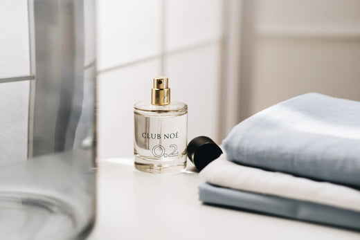 0.2 Eau de Parfum mit einer frischen Duftnote in durchsichtigem Glas, von Club Noe