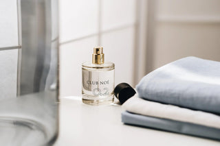 0.2 Eau de Parfum mit einer frischen Duftnote in durchsichtigem Glas, von Club Noe