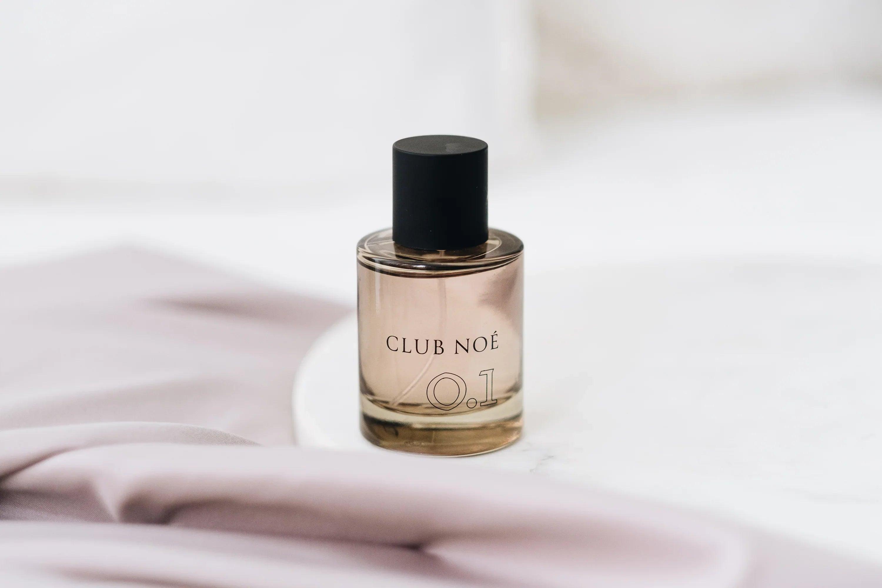 Deep Harmony Set bestehend aus dem 0.1 Parfum und dem Black Parfum, von Club Noe